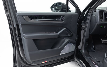Porsche Cayenne III, 2025 год, 30 690 000 рублей, 8 фотография
