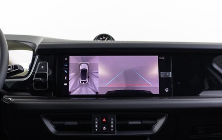 Porsche Cayenne III, 2025 год, 30 690 000 рублей, 22 фотография