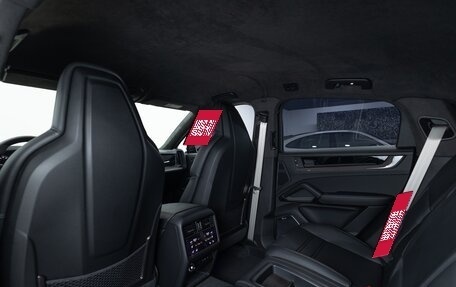 Porsche Cayenne III, 2025 год, 30 690 000 рублей, 26 фотография