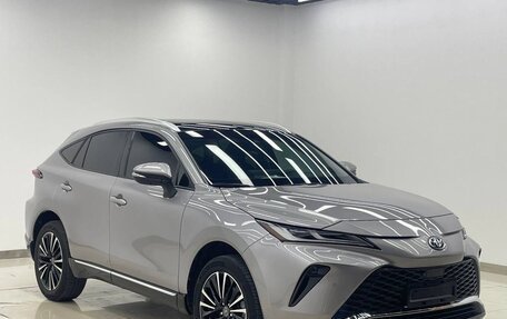Toyota Venza, 2022 год, 3 331 552 рублей, 3 фотография