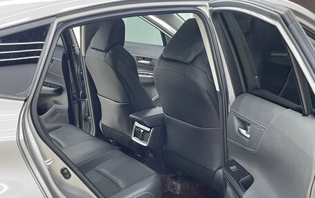 Toyota Venza, 2022 год, 3 331 552 рублей, 21 фотография
