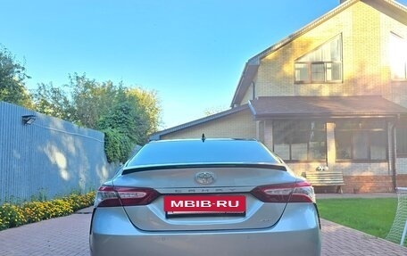 Toyota Camry, 2020 год, 2 640 000 рублей, 6 фотография
