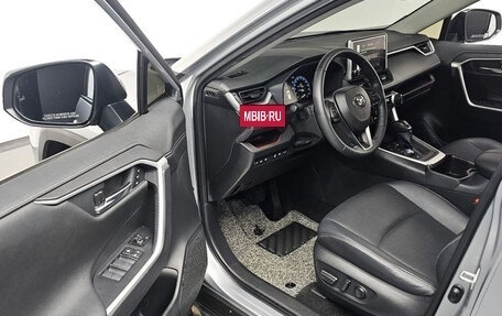 Toyota RAV4, 2023 год, 3 644 419 рублей, 13 фотография