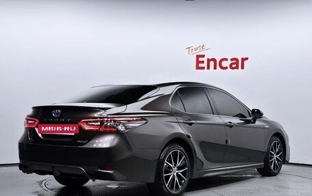 Toyota Camry, 2023 год, 3 171 244 рублей, 2 фотография