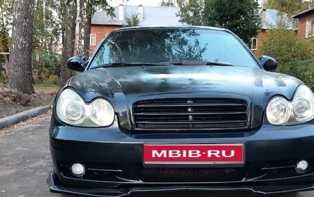 Hyundai Sonata IV рестайлинг, 2005 год, 450 000 рублей, 1 фотография