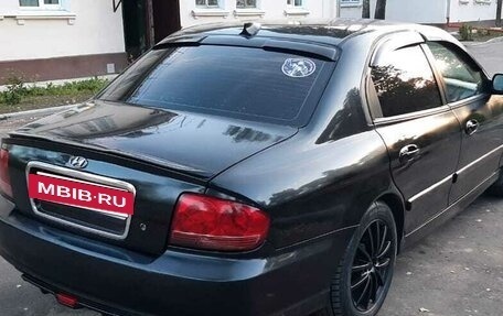 Hyundai Sonata IV рестайлинг, 2005 год, 450 000 рублей, 3 фотография