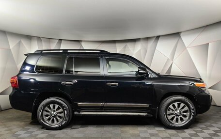 Toyota Land Cruiser 200, 2012 год, 3 297 000 рублей, 6 фотография