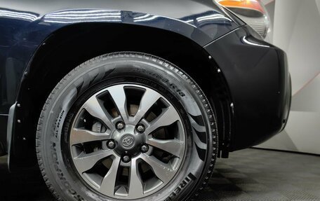 Toyota Land Cruiser 200, 2012 год, 3 297 000 рублей, 9 фотография