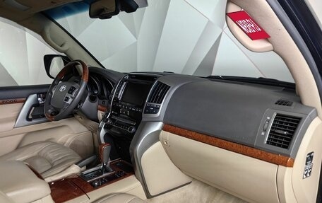 Toyota Land Cruiser 200, 2012 год, 3 297 000 рублей, 13 фотография