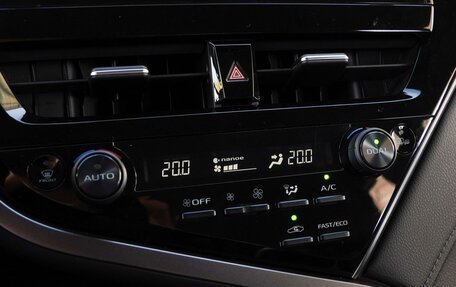 Toyota Camry, 2021 год, 3 290 000 рублей, 15 фотография