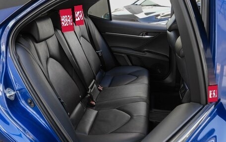 Toyota Camry, 2021 год, 3 290 000 рублей, 7 фотография