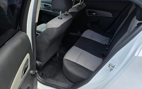 Chevrolet Cruze II, 2012 год, 740 000 рублей, 10 фотография