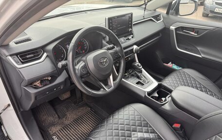Toyota RAV4, 2021 год, 3 218 000 рублей, 5 фотография