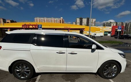KIA Carnival III, 2019 год, 3 200 000 рублей, 6 фотография