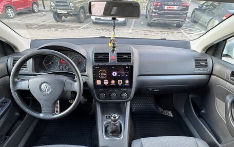 Volkswagen Jetta VI, 2009 год, 640 000 рублей, 6 фотография