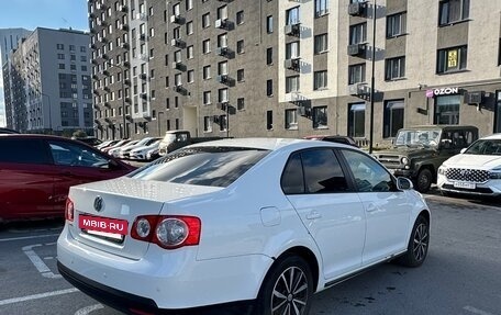 Volkswagen Jetta VI, 2009 год, 640 000 рублей, 5 фотография