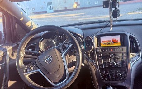 Opel Astra J, 2010 год, 660 000 рублей, 10 фотография