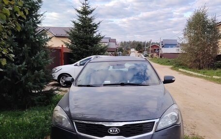 KIA cee'd I рестайлинг, 2011 год, 850 000 рублей, 2 фотография