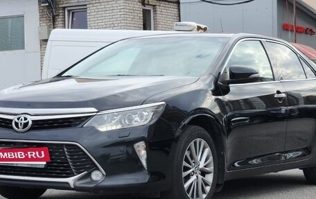 Toyota Camry, 2017 год, 2 095 000 рублей, 13 фотография