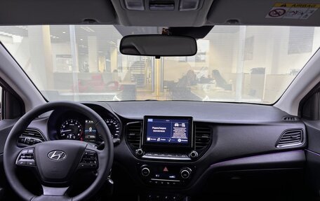 Hyundai Solaris II рестайлинг, 2021 год, 1 349 000 рублей, 17 фотография