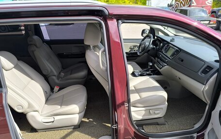 KIA Carnival, 2020 год, 3 250 000 рублей, 15 фотография