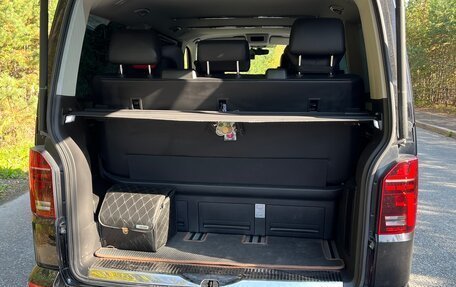 Volkswagen Multivan T6 рестайлинг, 2021 год, 7 900 000 рублей, 5 фотография