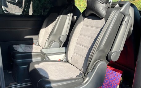 Volkswagen Multivan T6 рестайлинг, 2021 год, 7 900 000 рублей, 7 фотография