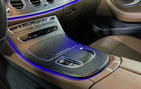 Mercedes-Benz E-Класс, 2021 год, 4 999 000 рублей, 21 фотография