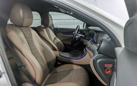 Mercedes-Benz E-Класс, 2021 год, 4 999 000 рублей, 32 фотография