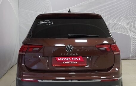 Volkswagen Tiguan II, 2021 год, 1 365 000 рублей, 5 фотография
