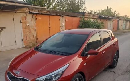 KIA cee'd III, 2013 год, 990 000 рублей, 2 фотография