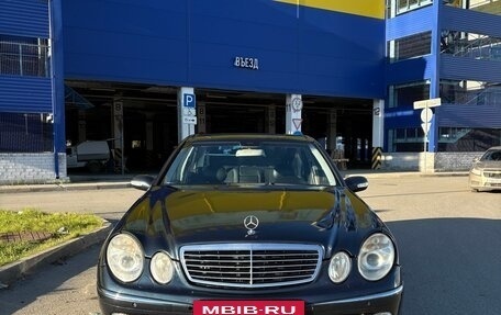 Mercedes-Benz E-Класс, 2003 год, 950 000 рублей, 4 фотография