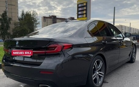 BMW 5 серия, 2021 год, 3 980 000 рублей, 4 фотография