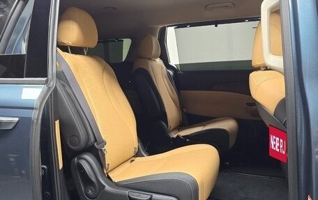 KIA Carnival, 2023 год, 6 570 000 рублей, 16 фотография