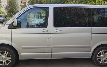 Volkswagen Multivan T5, 2008 год, 1 600 000 рублей, 2 фотография