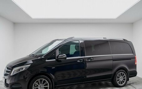 Mercedes-Benz V-Класс, 2015 год, 4 000 000 рублей, 1 фотография