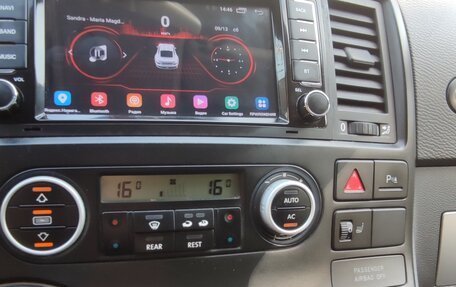 Volkswagen Multivan T5, 2008 год, 1 600 000 рублей, 13 фотография