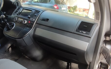 Volkswagen Multivan T5, 2008 год, 1 600 000 рублей, 17 фотография