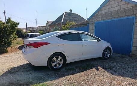 Hyundai Avante, 2013 год, 1 250 000 рублей, 3 фотография