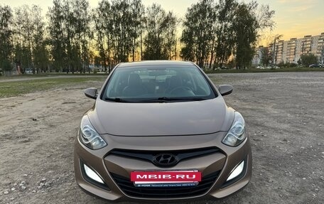 Hyundai i30 II рестайлинг, 2013 год, 1 050 000 рублей, 2 фотография