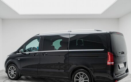 Mercedes-Benz V-Класс, 2015 год, 4 000 000 рублей, 3 фотография