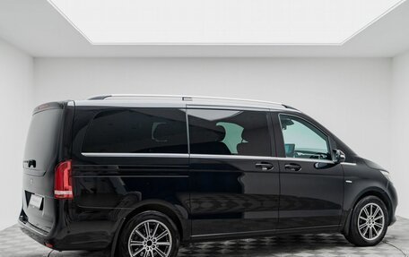 Mercedes-Benz V-Класс, 2015 год, 4 000 000 рублей, 5 фотография