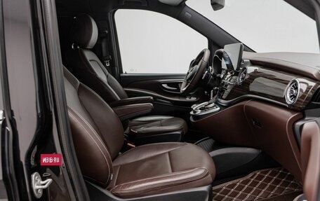 Mercedes-Benz V-Класс, 2015 год, 4 000 000 рублей, 16 фотография