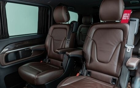 Mercedes-Benz V-Класс, 2015 год, 4 000 000 рублей, 26 фотография