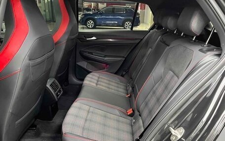Volkswagen Golf GTI, 2021 год, 2 998 050 рублей, 11 фотография