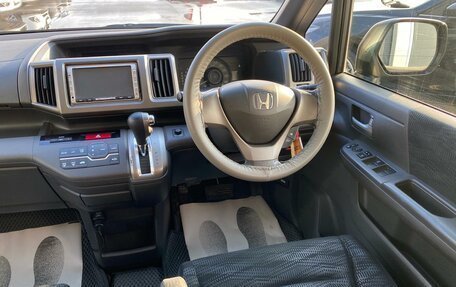 Honda Stepwgn IV, 2012 год, 1 599 000 рублей, 15 фотография