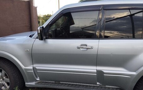 Mitsubishi Pajero III рестайлинг, 2006 год, 1 100 000 рублей, 2 фотография
