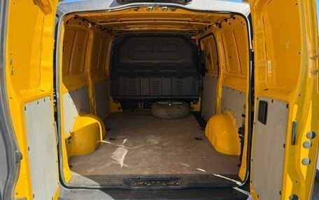 Mercedes-Benz Vito, 2015 год, 2 490 000 рублей, 14 фотография