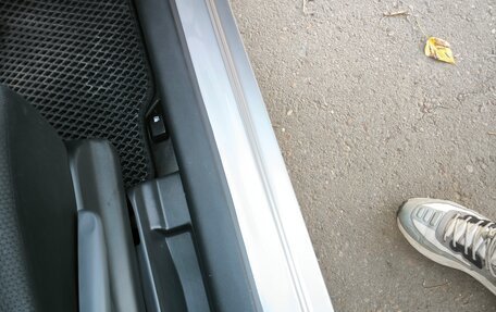 Toyota Ractis I, 2009 год, 730 000 рублей, 24 фотография