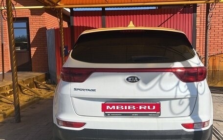 KIA Sportage IV рестайлинг, 2018 год, 1 800 000 рублей, 3 фотография